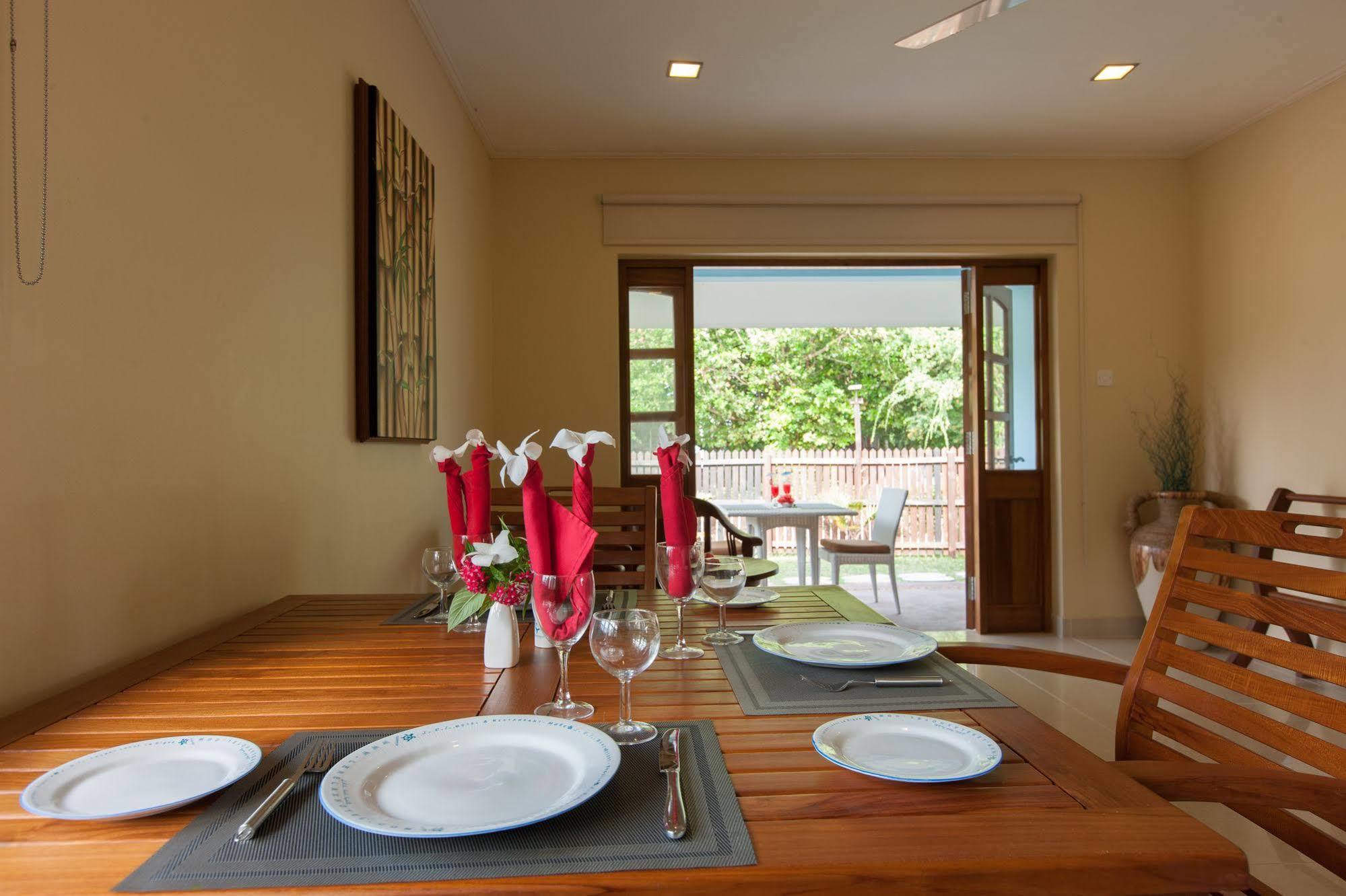 Le Relax Self Catering Apartment La Digue Exterior foto